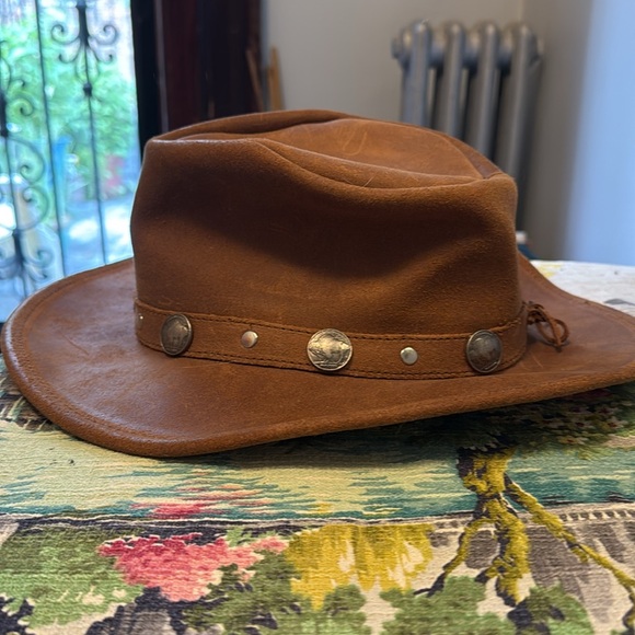 Minnetonka leather hat - Picture 2 of 6